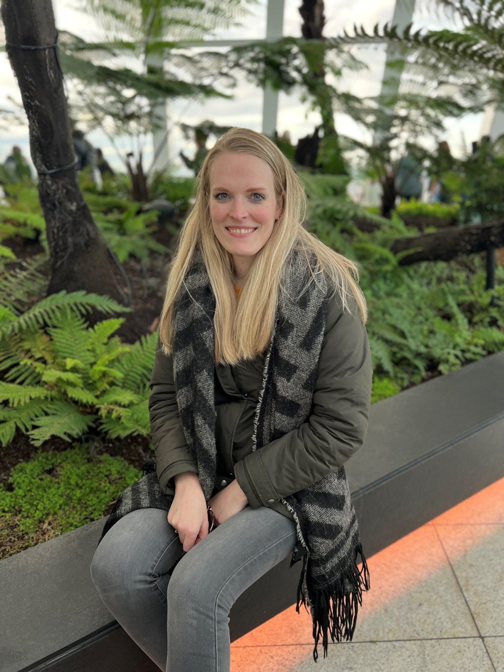 Portret van Kimberly van de Wakker, orthopedagoog bij het Centrum voor Jeugd en Gezin in De Bilt.