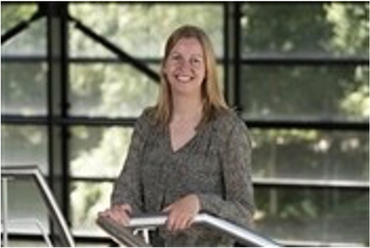 Dr. Hanneke Posthumus