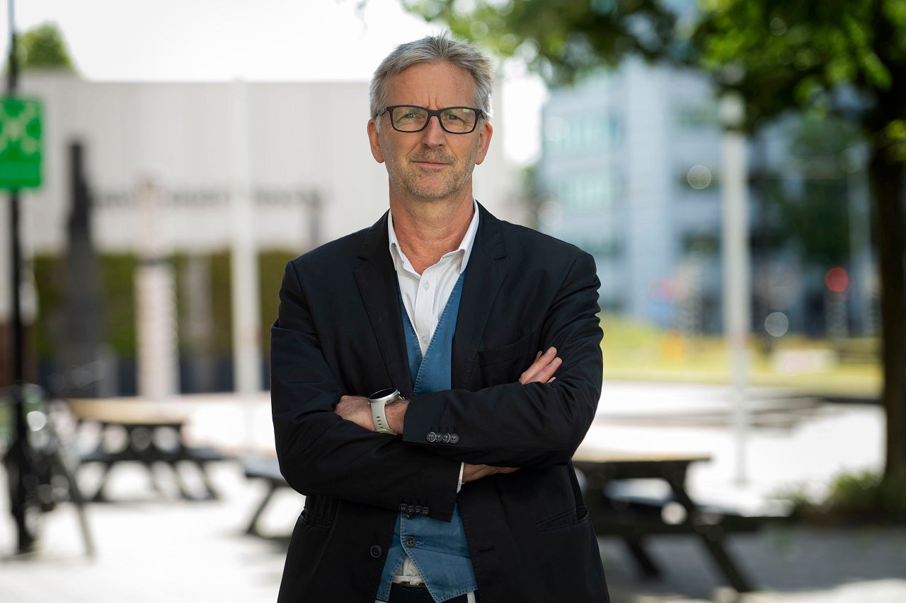 Portretfoto Leendert Looijenga